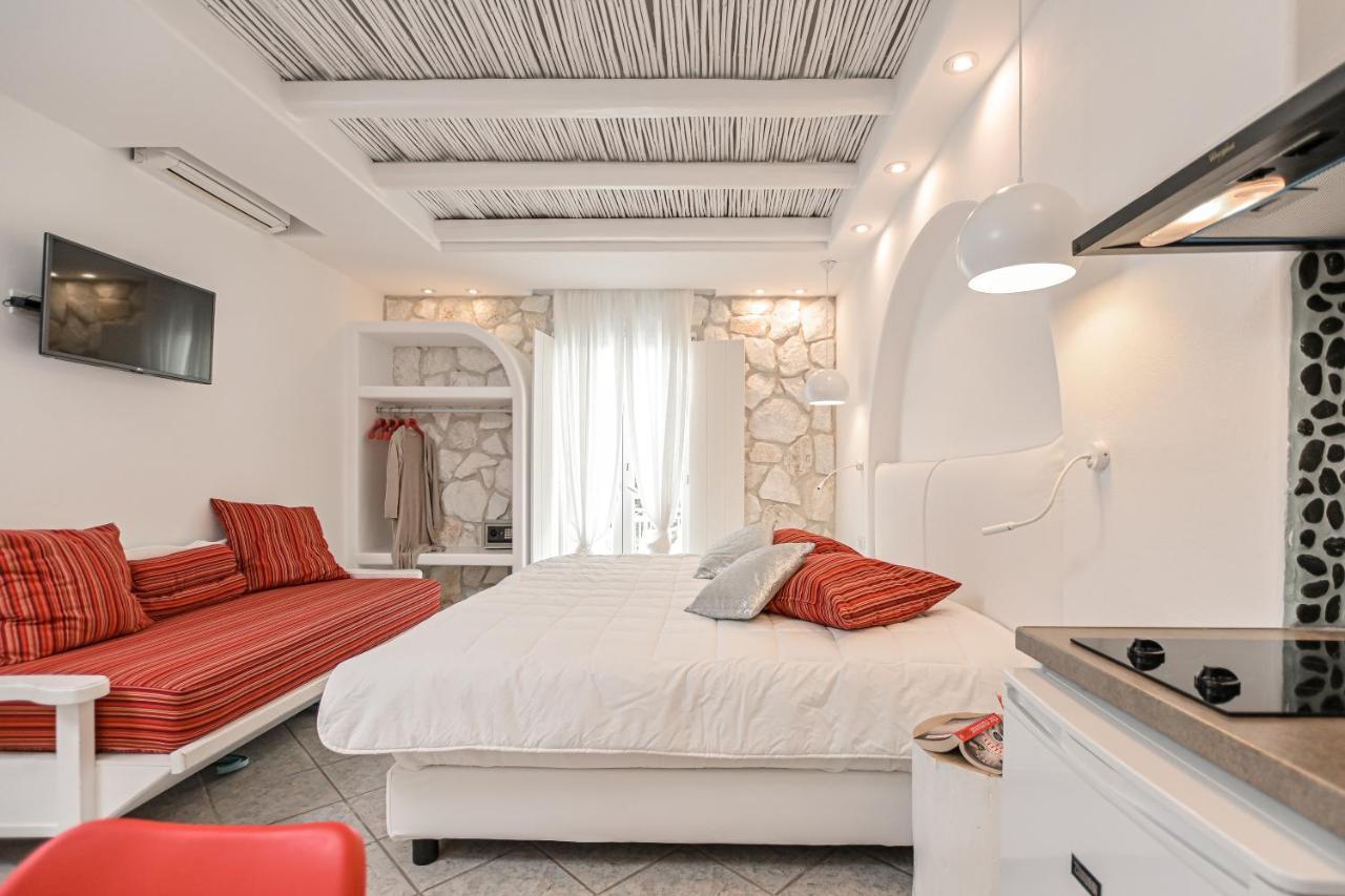Naxos Evilion Luxury Apartments & Suites Naxos City Exterior photo